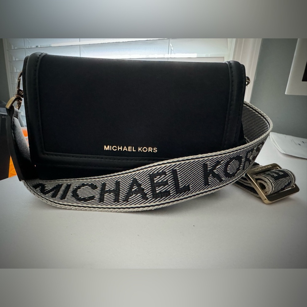 Michael Kors Jet Set Small Nylon Gabardine Smartphone Crossbody Bag